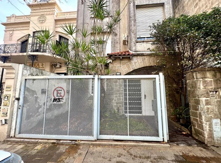 PH · 85m² · 6 Ambientes · 1 Cochera