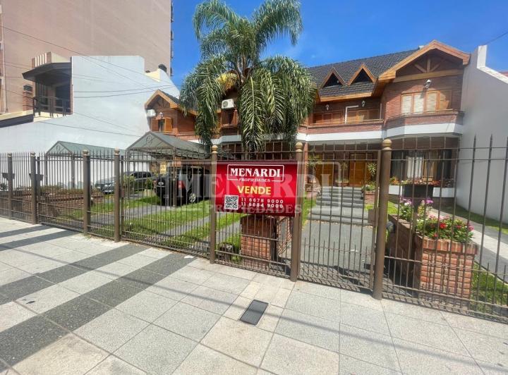 PH · 181m² · 5 Ambientes · 2 Cocheras
