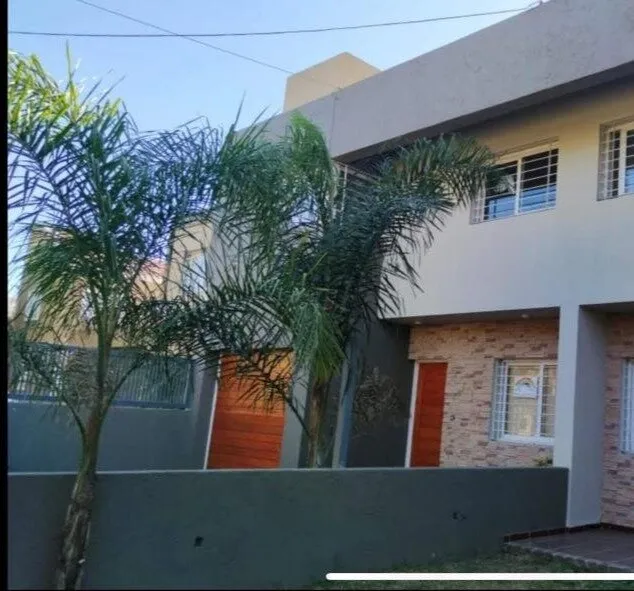 Alquiler Duplex 3 Dormitorios - Nuevo Jardin - Zona Sur.
