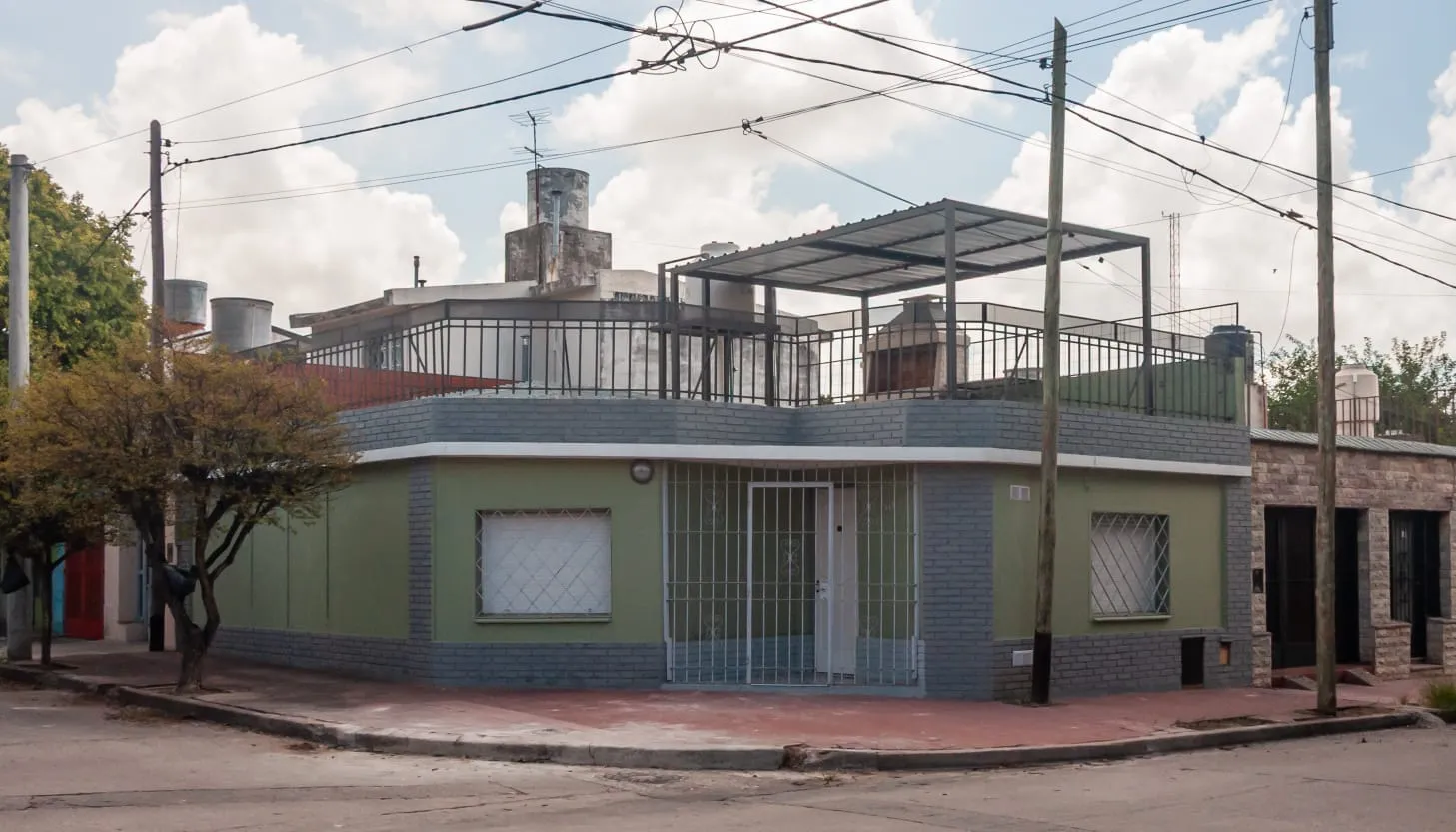CASA EN VENTA B° ALBERDI