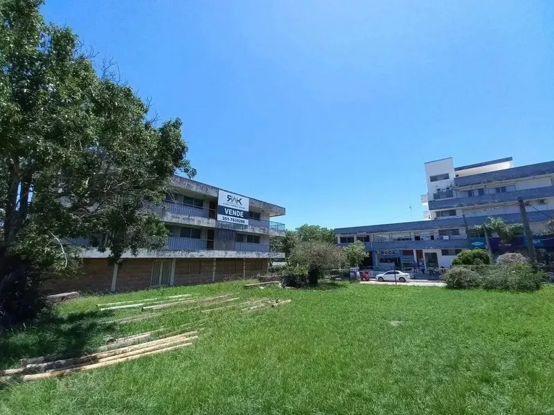 Lote Sobre Avenida Principal En Carlos Paz Apto Edificio.
