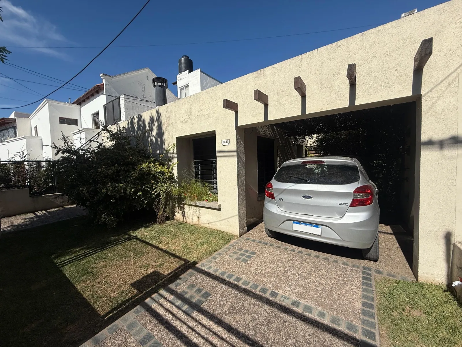 VENTA CASA EN RESIDENCIAL VELEZ SARSFIELD - 3 DORMITORIOS, APTO CRÉDITO