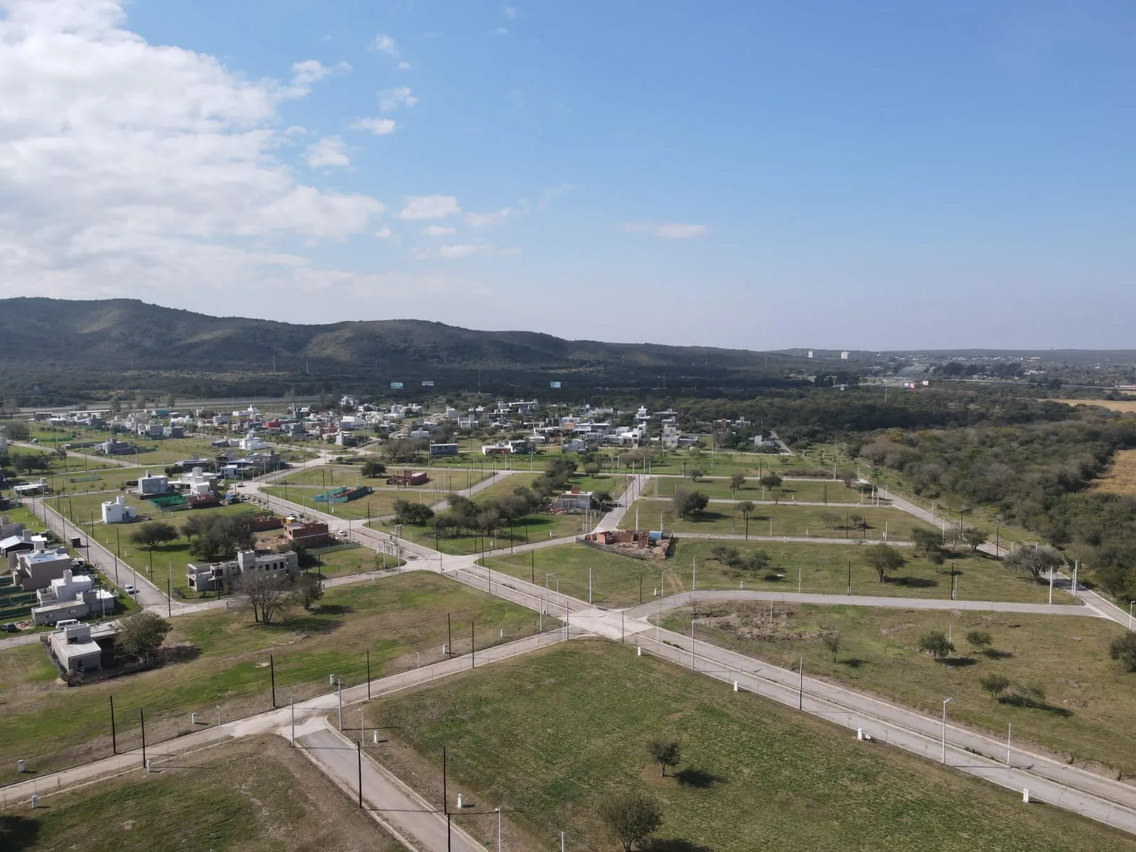 LOTES EN VENTA EN BARRIO CERRADO TEJAS 4