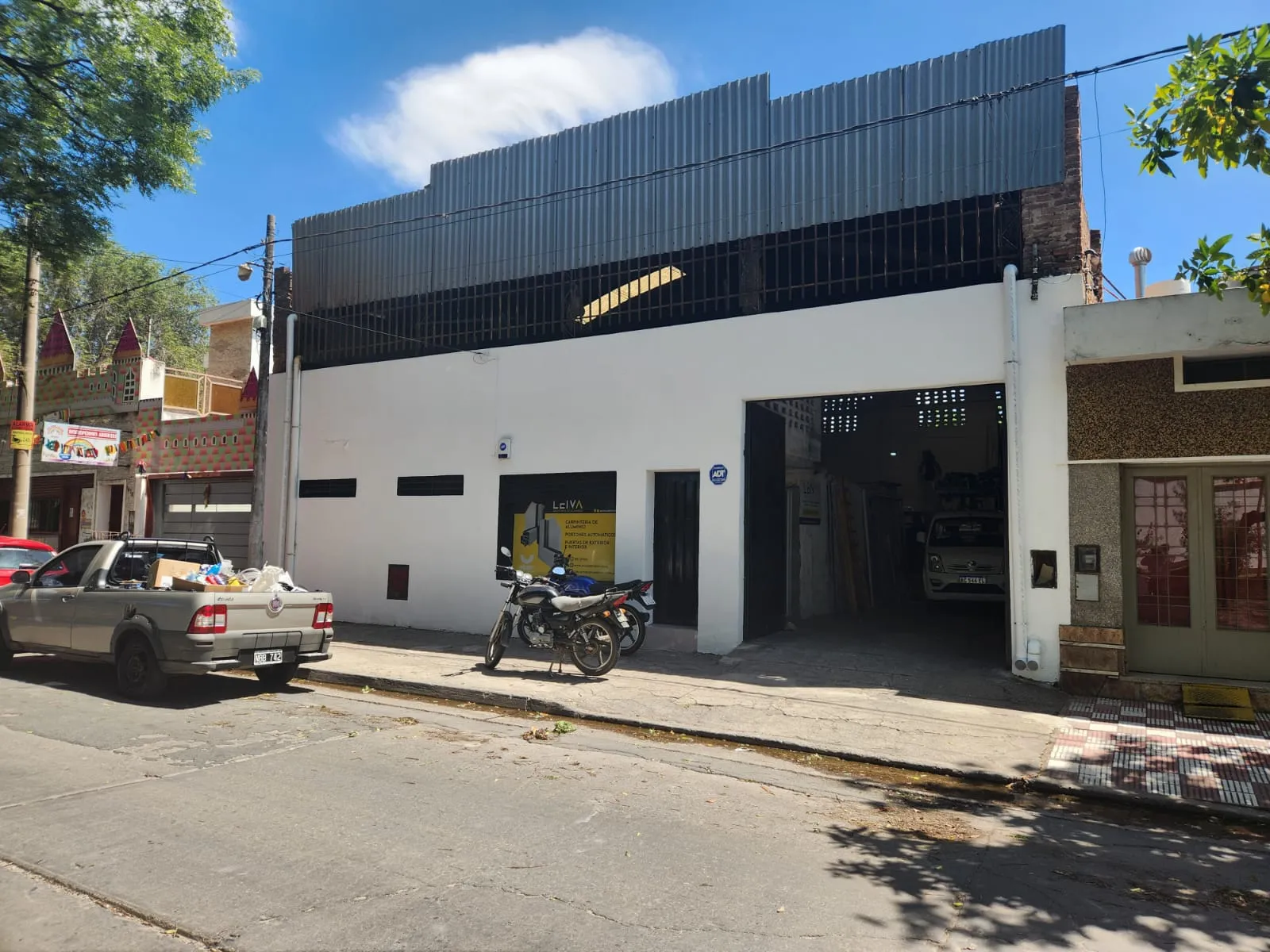 👉VENDO! GALPON OPORTUNIDAD ! 250 M2 Privado Vestuario Baño Excelente Ubicación