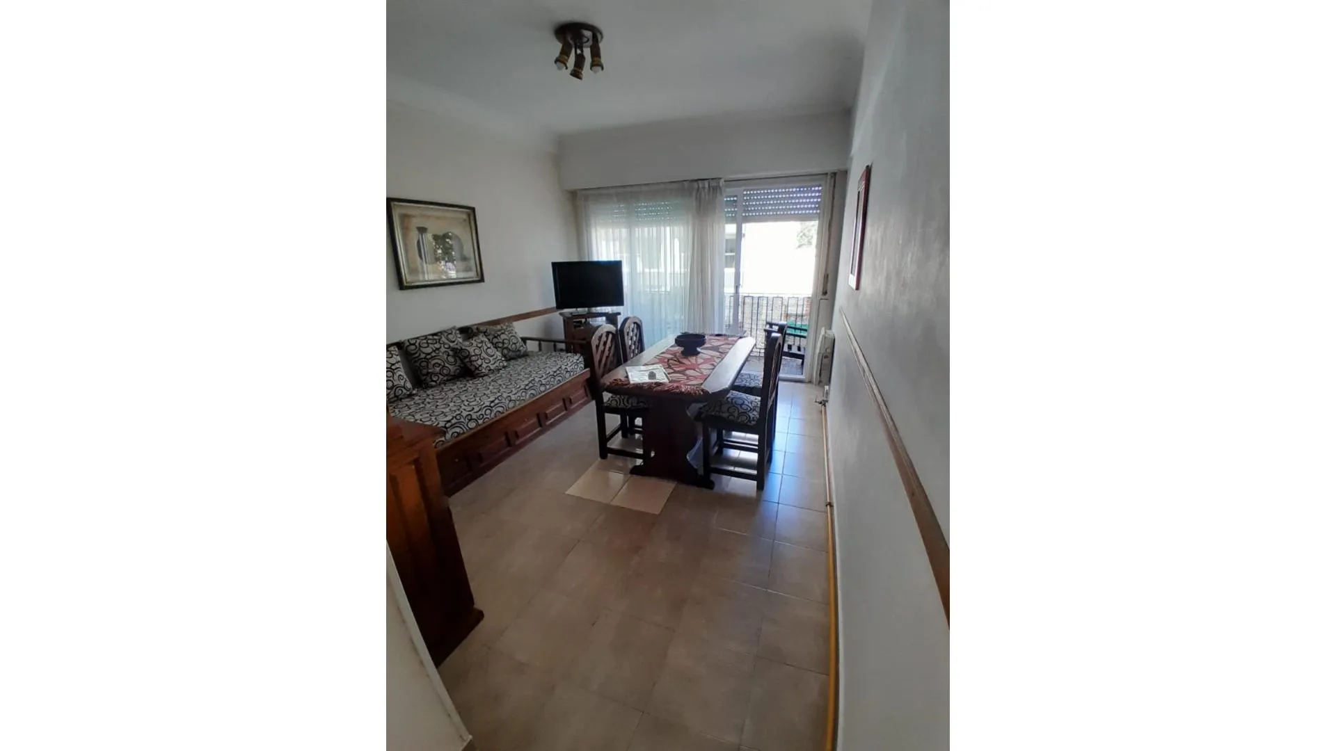 VENTA DEPTO.2 AMBIENTES A LA CALLE CON BALCON
