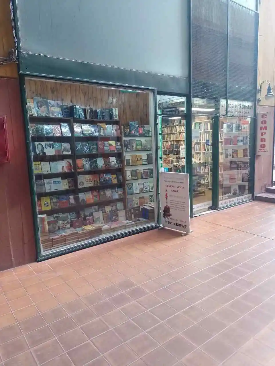 LOCAL EN VENTA - GALERÍA SANTO DOMINGO