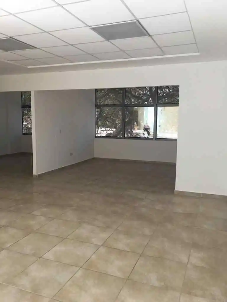OFICINA EN VENTA - VISTA OFFICE II - CERRO DE LAS ROSAS
