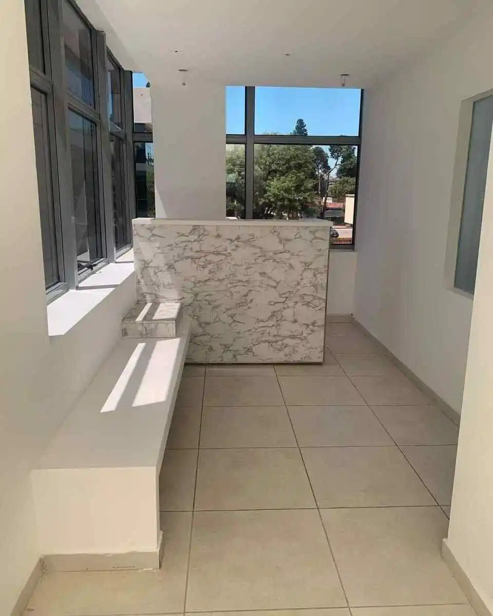 OFICINA EN VENTA - 3 PRIVADOS - VISTA II - CERRO DE LAS ROSAS