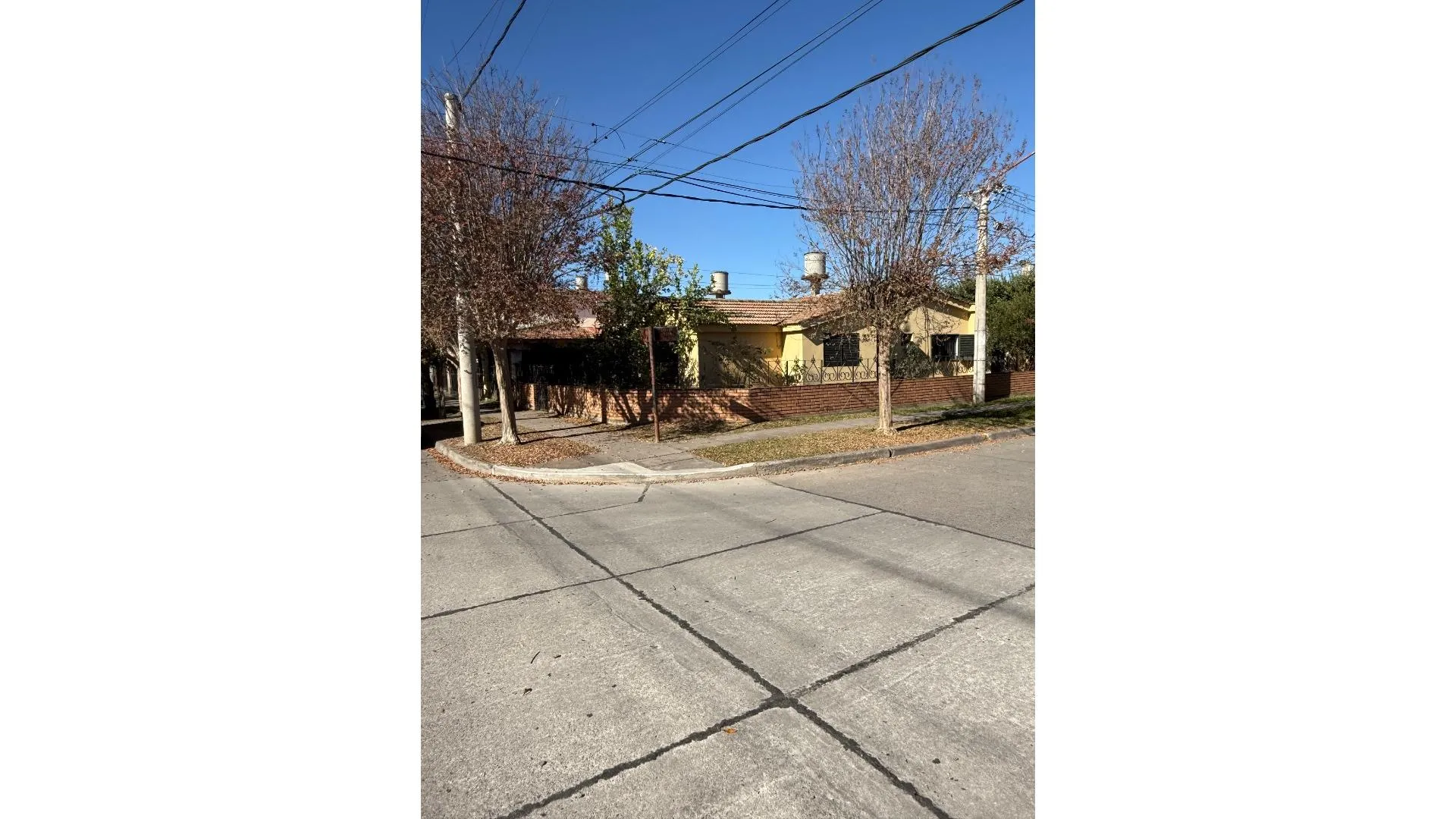 CASA EN VENTA B EL PERIODISTA