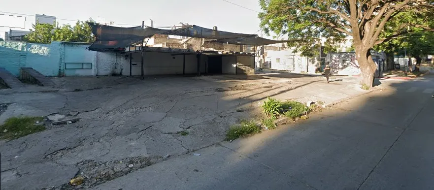 Importante lote sobre Av. Pueyrredón.