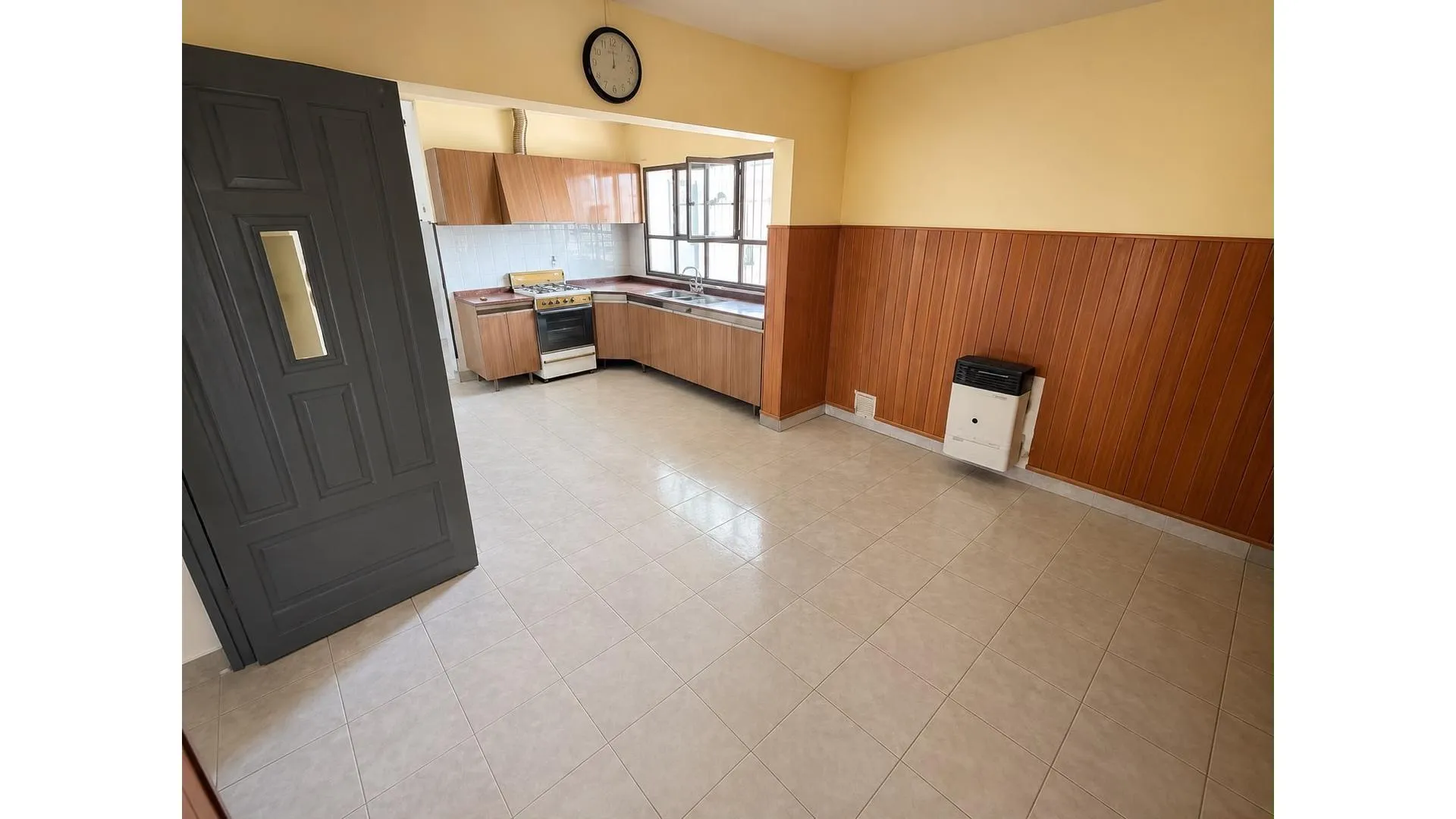 Casa en alquiler barrio crisol 3 dormitorios