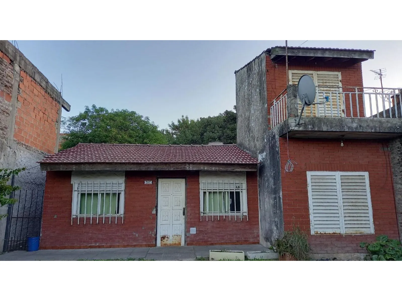 Venta Casa 4 ambientes en Lote Propio con fondo en Isidro Casanova