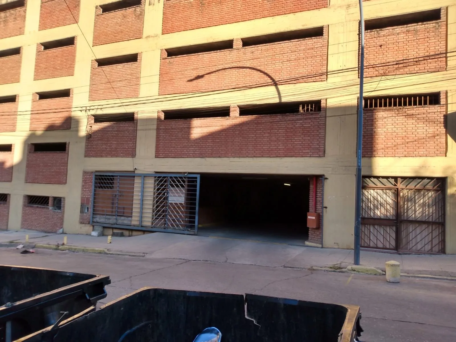 Cochera cubierta en venta en barrio Providencia