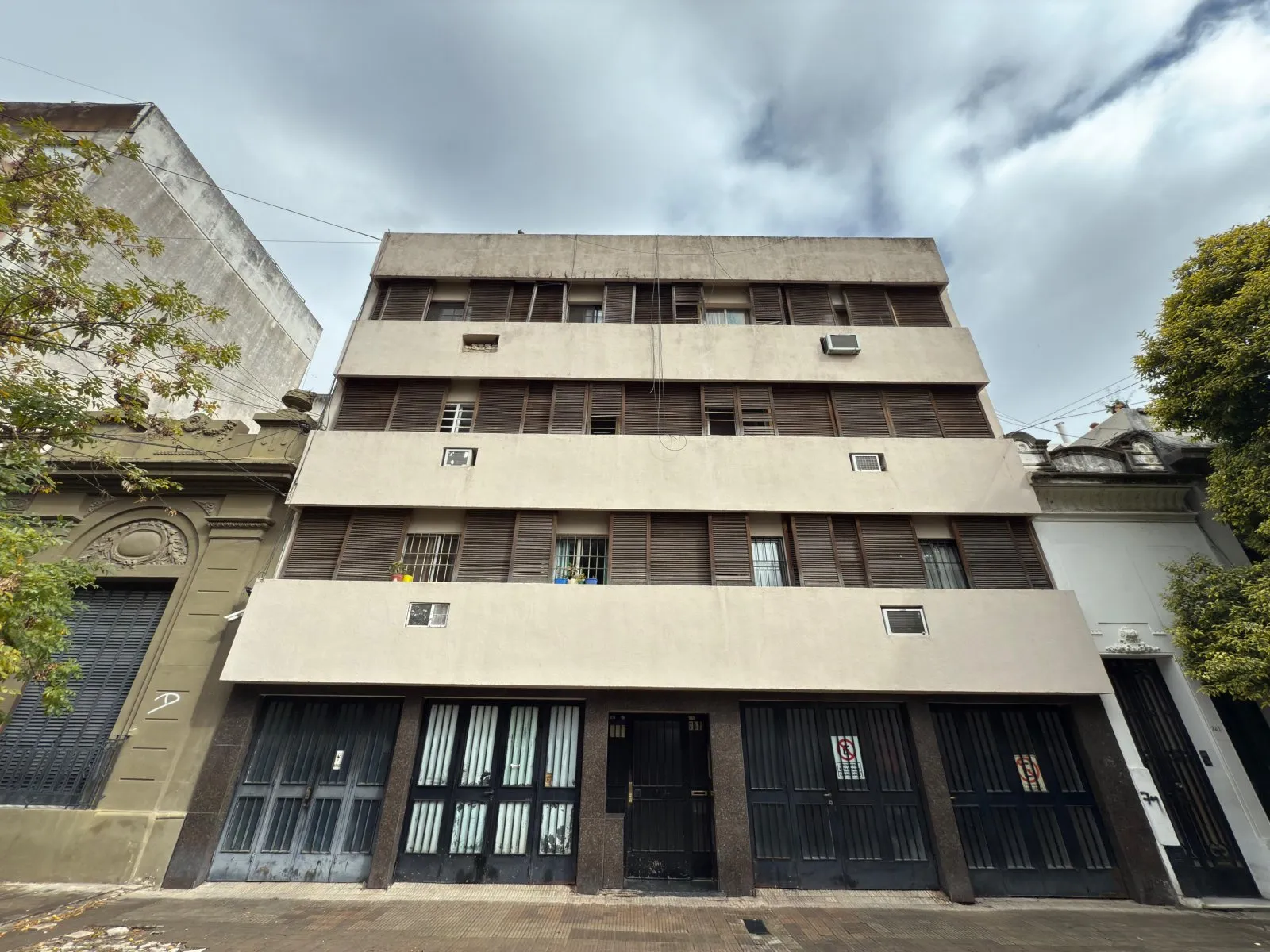 Deaprtamento de 3 habitaciones en Abasto