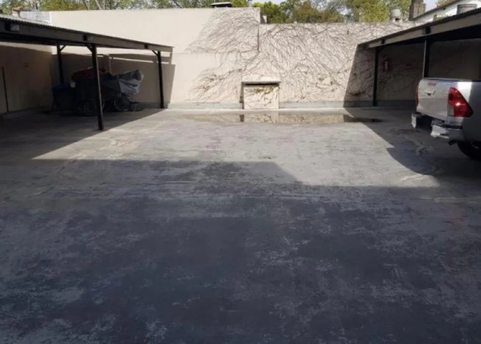 Venta Cochera fija Semicubierta en Lomas de Zamora