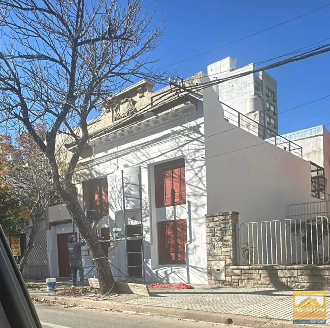 Casa  Venta - 3 Dormitorios  y comodin -  Zona Norte -  Cochera - Patio- Parrill...