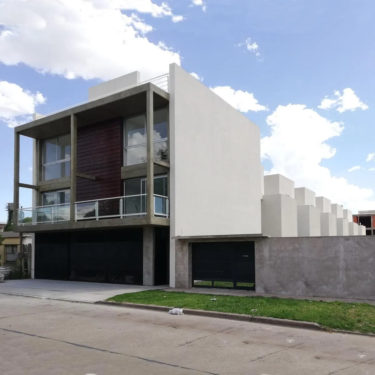 Belgrano 2531 U16  - VENTA Departamento Dúplex 2 Dormitorios con Cochera