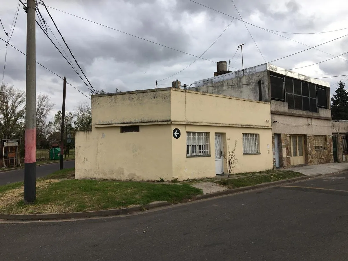 Pasaje Ramirez 5807 - VENTA Casa 2 Dormitorios