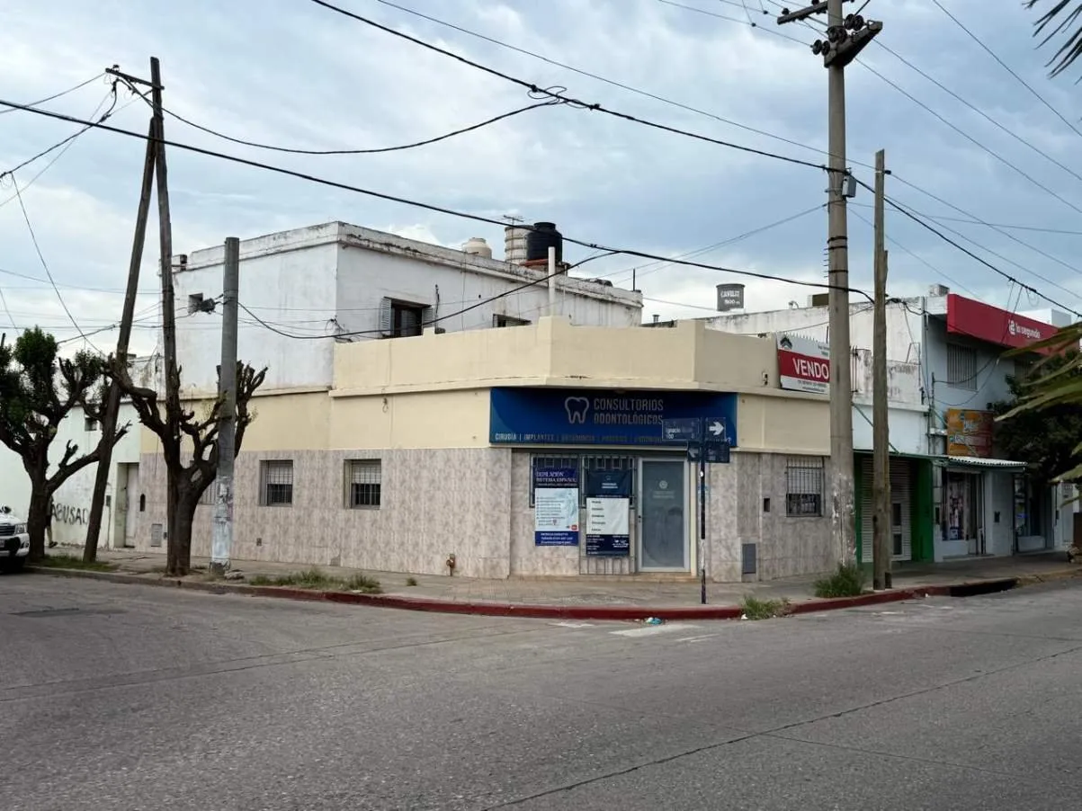 Terreno en Venta sobre Av. Vélez Sarsfield