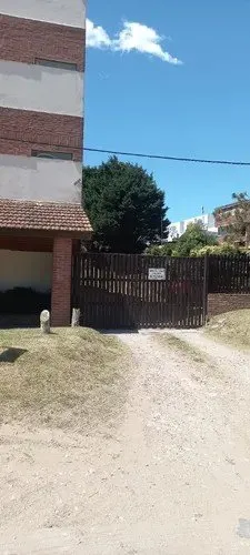 PINAMAR,DEPARTAMENTO 3 AMBIENTES, HERMOSO METROS DEL MAR, COCHERA  EXCELENTE BIC...