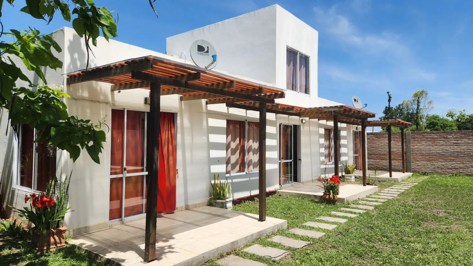 Complejo de departamento tipo duplex- Renta asegurada- Entre Rios- Acepta  permu...