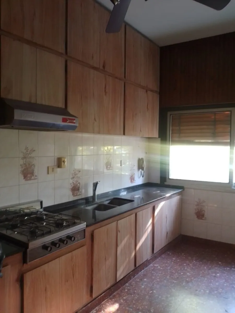 Alquiler Departamento 3 ambientes con balcón en Barrio Parque San Martín Merlo