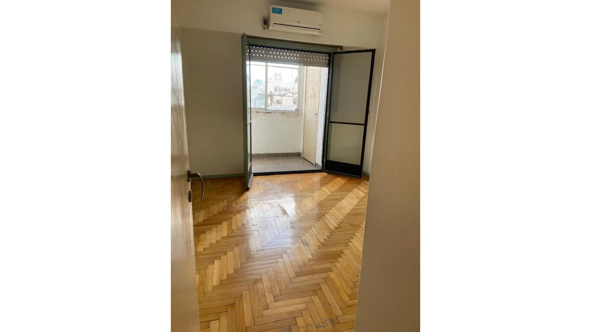 Oport!! Depto 3 amb 2 balcones Chacabuco 700 San Telmo