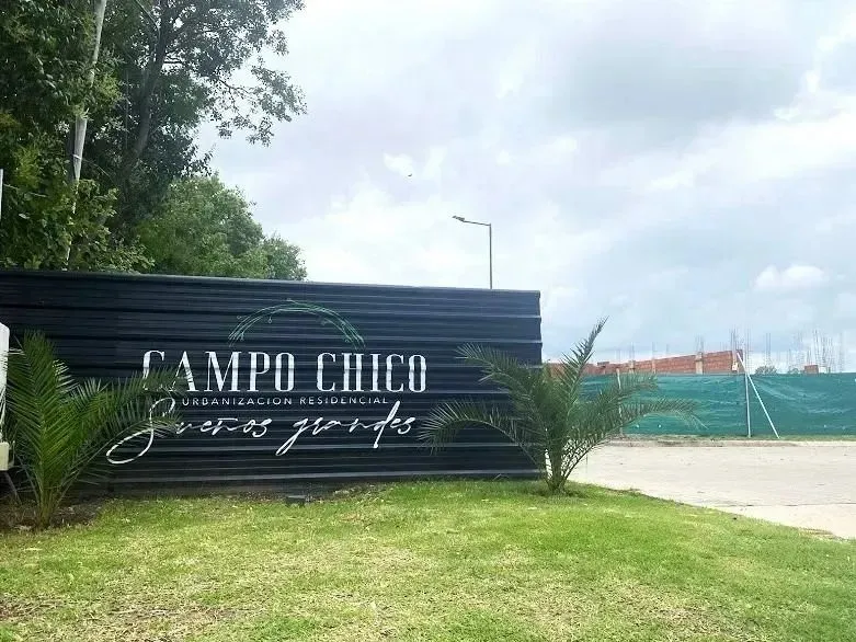 LOTE EN VENTA EN CAMPO CHICO – ESCRITURA - SEGURIDAD LAS 24 HS