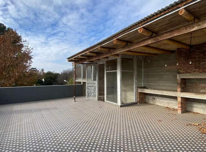 Departamento · 185m² · 6 Ambientes · 2 Cocheras