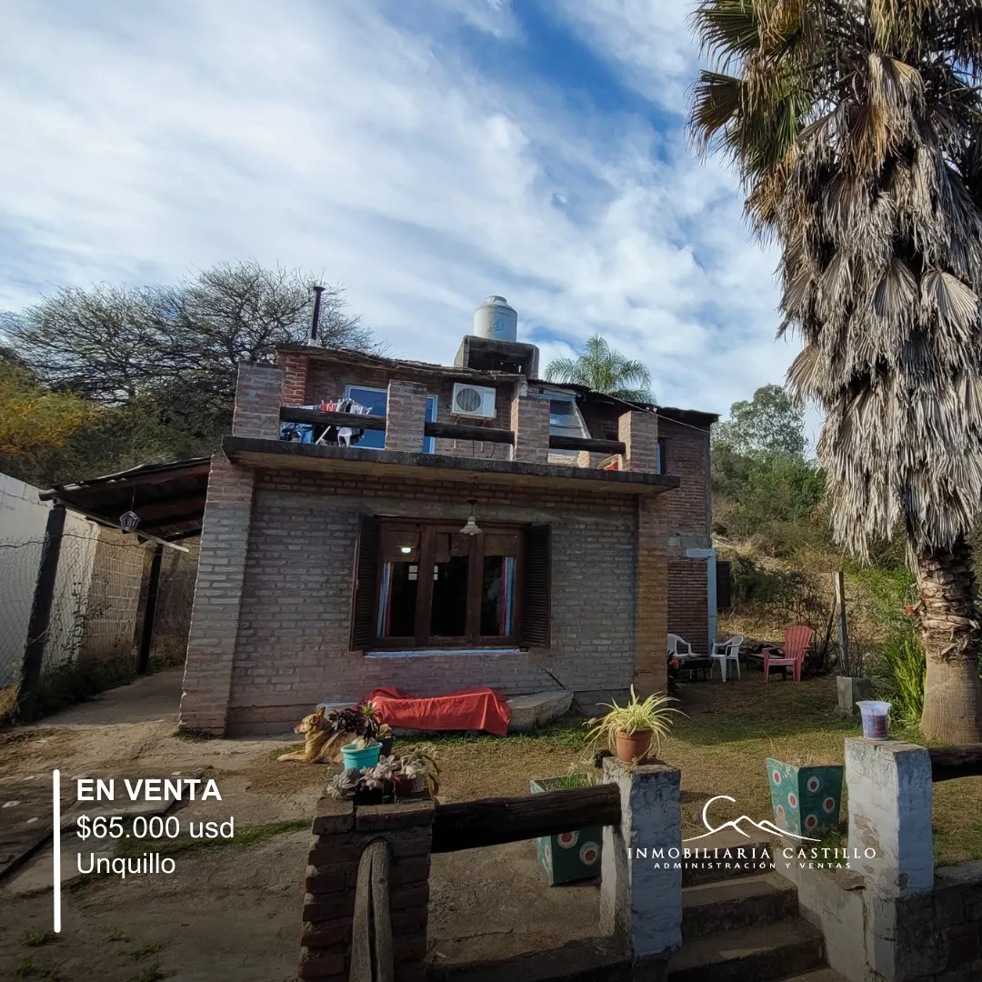 Venta de casa B° Alto Alegre - Unquillo