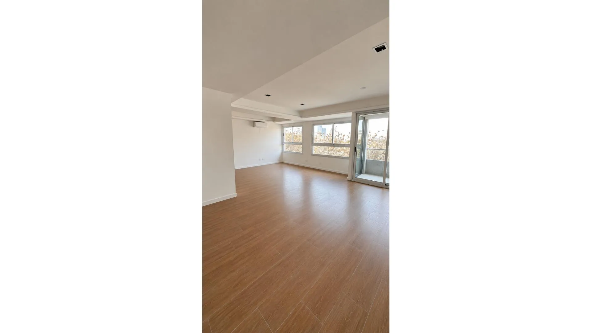Alquiler OFICINA 90m2 en excelente zona