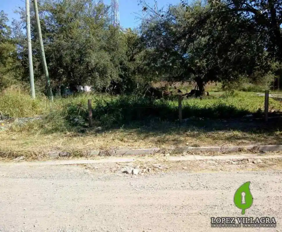 Terreno esquina en Villa Allende a 600 ms. del Shopping de Villa Allende