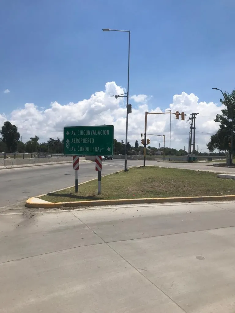 TERRENO A LA VENTA EN CERRO DE LAS ROSAS AL LADO COLEGIO PADRE CLARET