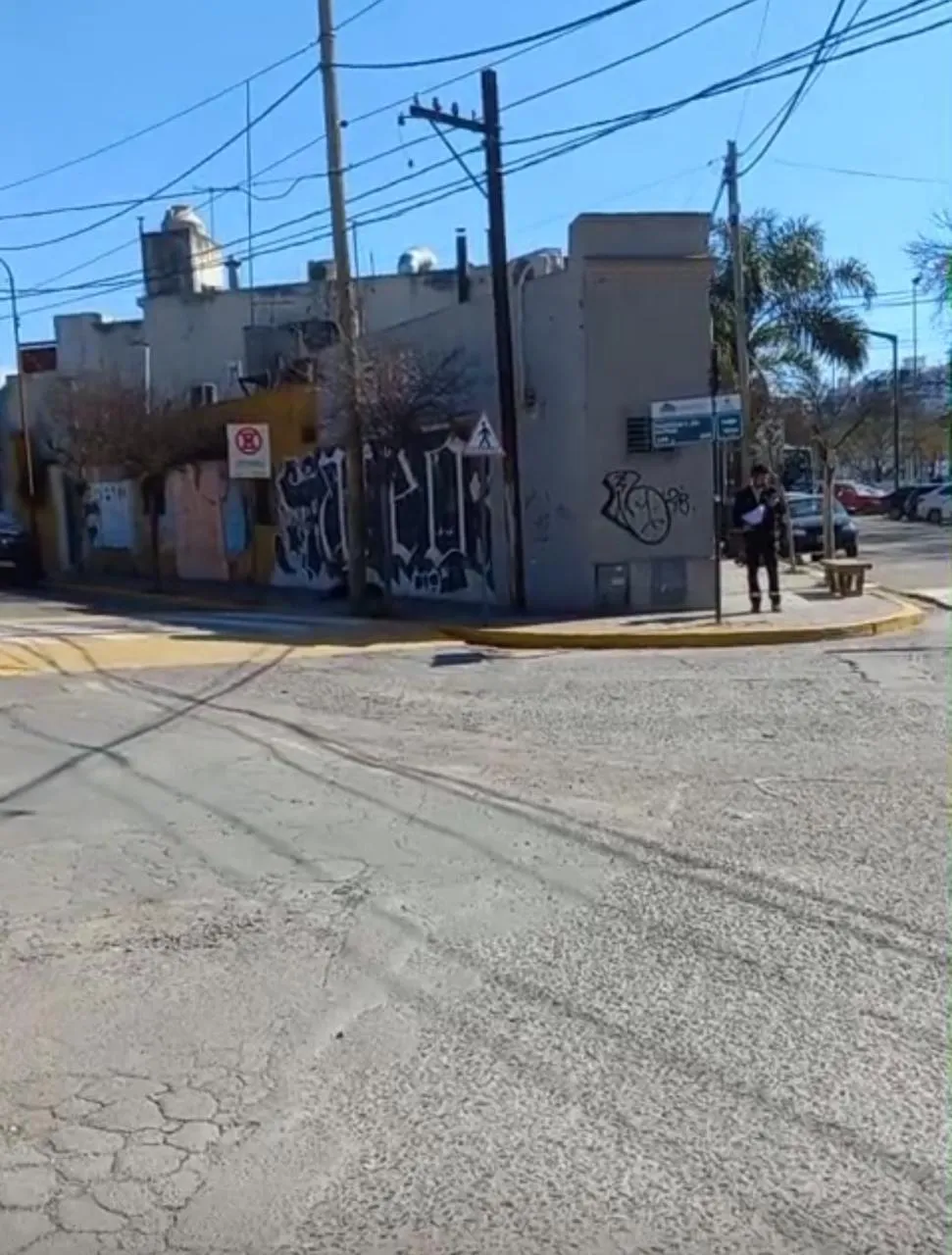 PROPIEDAD ESQUINA EN VENTA EN VILLA ALLENDE (AL FRENTE DEL POLIDEPORTIVO)