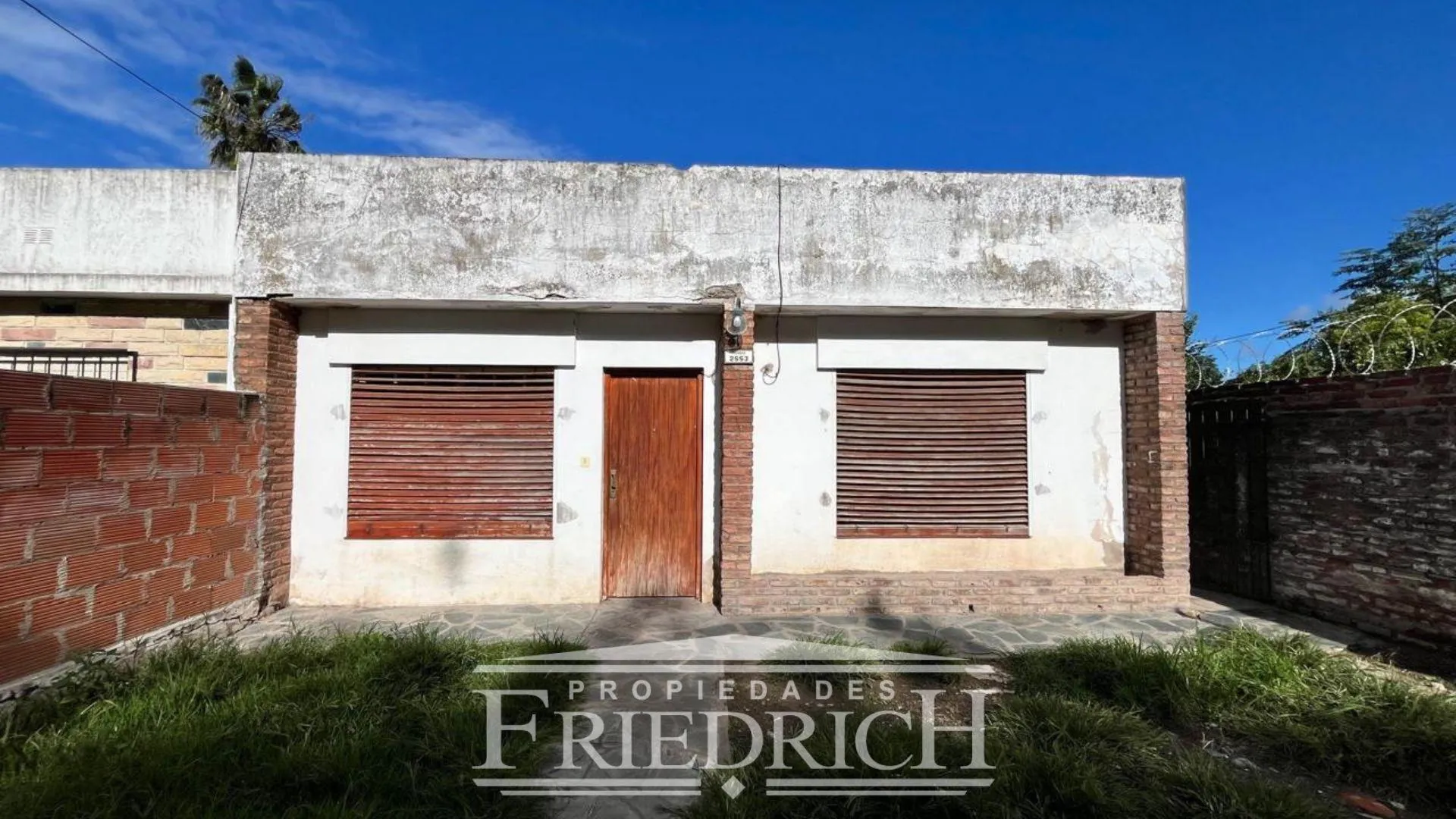 CASA EN VENTA - A RECICLAR - GENERAL RODRIGUEZ