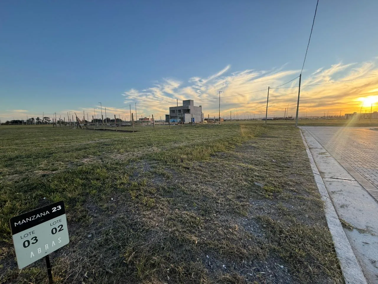 VENTA LOTE EN ABRAS DE MANANTIALES - 250m2, RESIDENCIAL