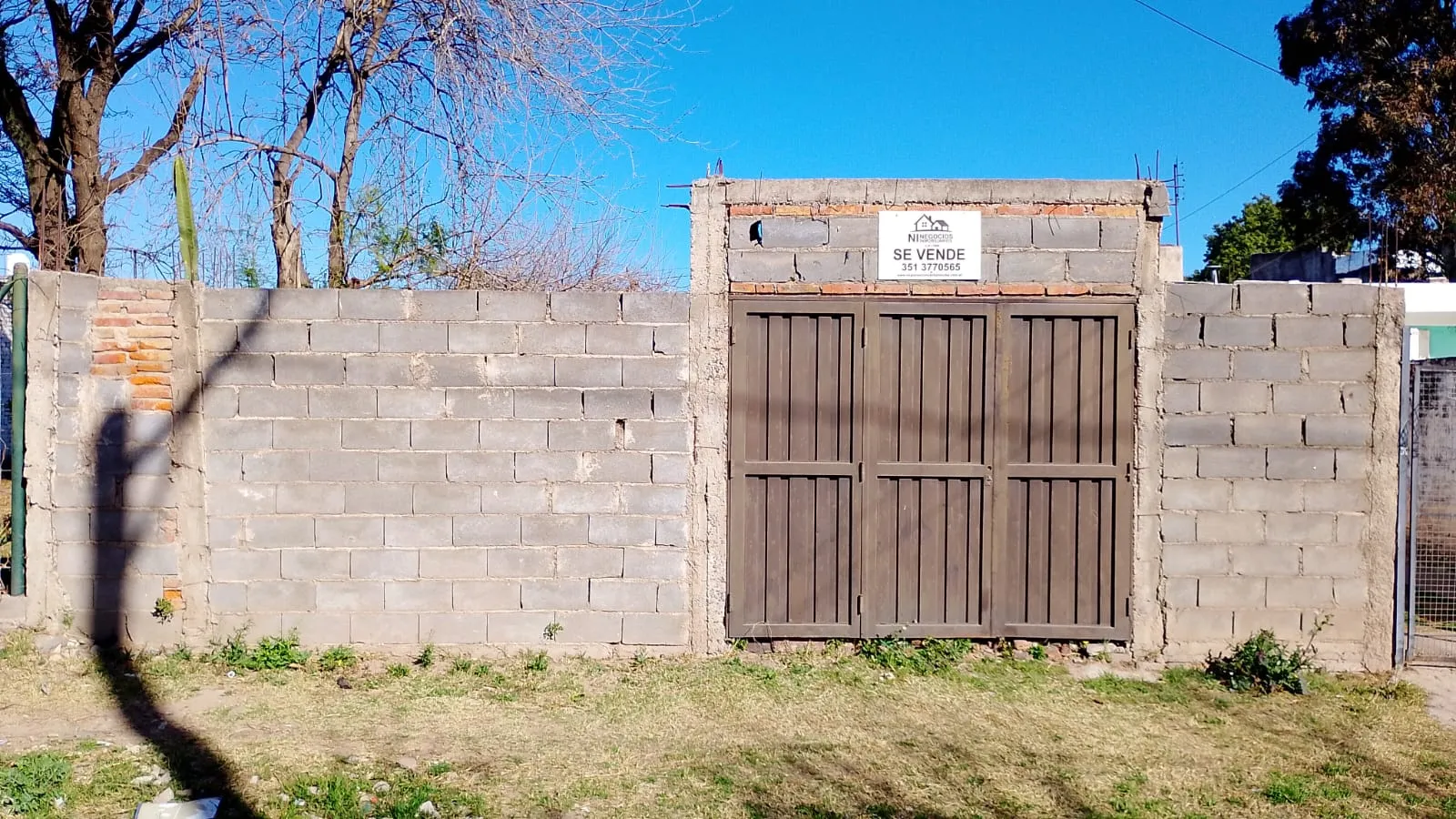 Se vende terreno en Barrio Villa El Libertador