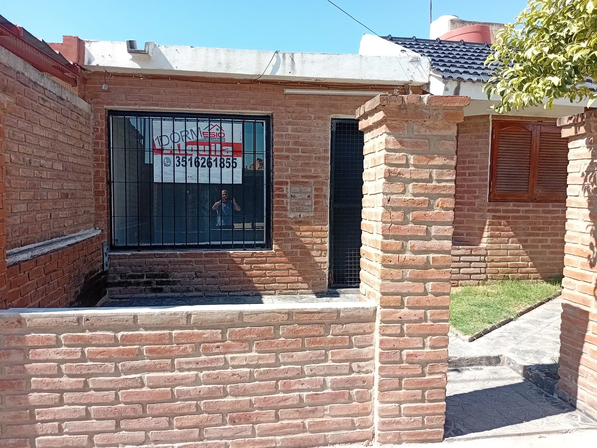 ALQUILO DEPARTAMENTO Bº I.P.V.-CAMINO A VILLA POSSE-1 DORM C/COM $300.000