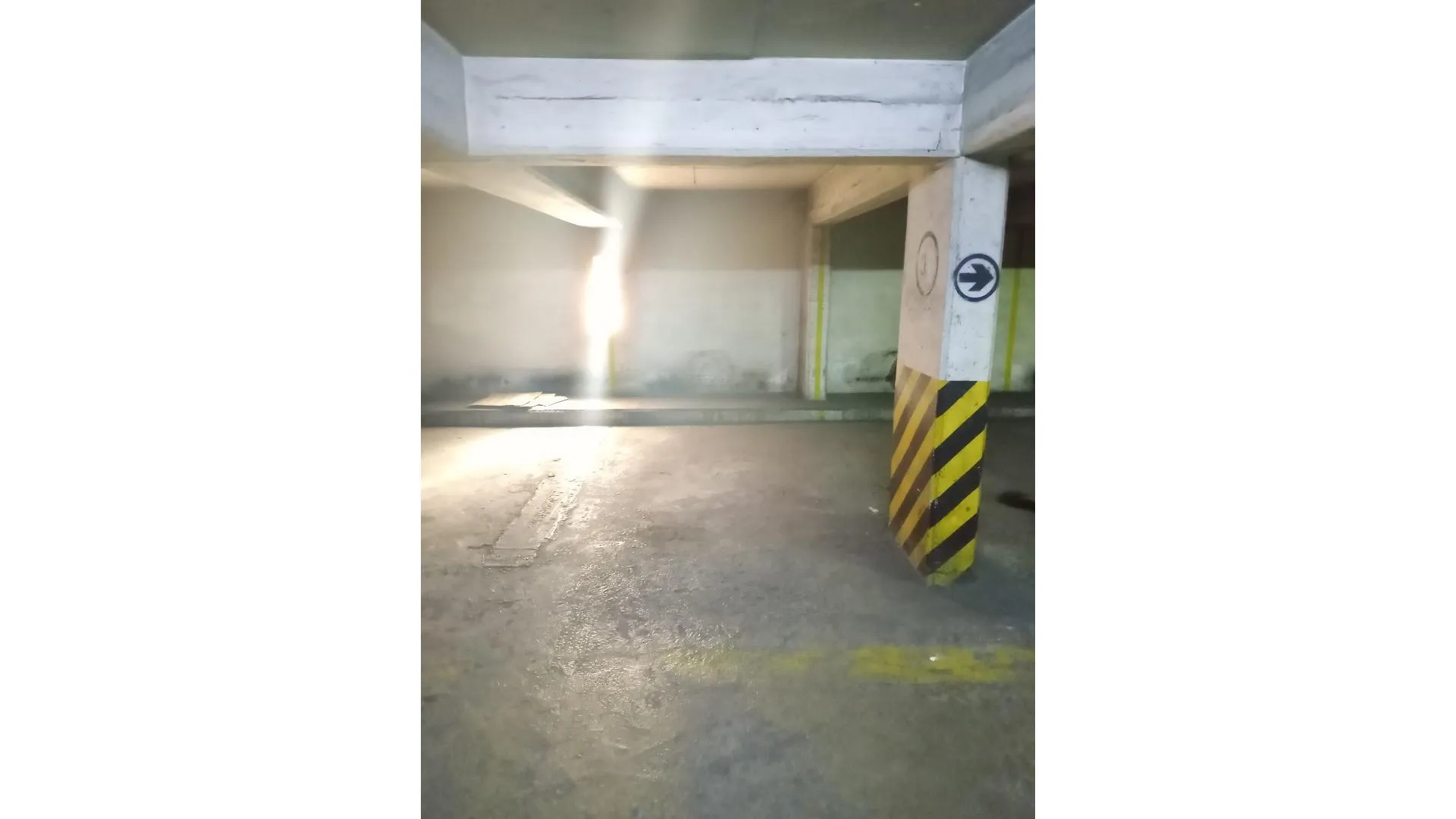SE VENDE COCHERA. ESCRITURA-COCHERAS GRAN PALACIO-U$S5.999.
