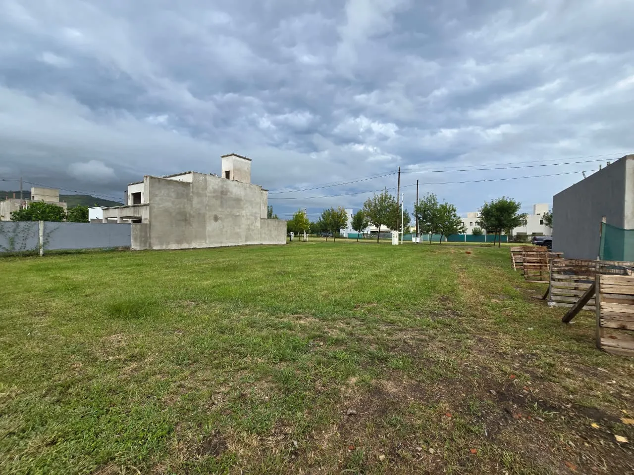 Venta: Lote - 350m2 - Gas natural - Barrio cerrado Tejas 4 - Malagueño