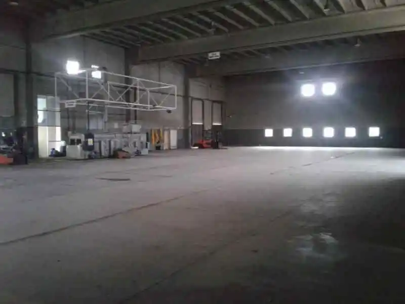 Alquilo Galpón, deposito, nave industrial Córdoba