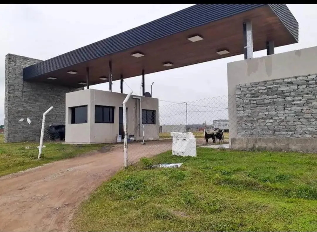 Oportunidad  Lote 270 m con escritura  La Ernestina