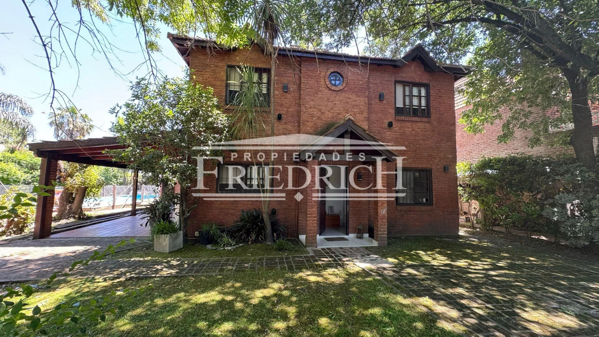 Casa en venta - Country Club Banco Provincia