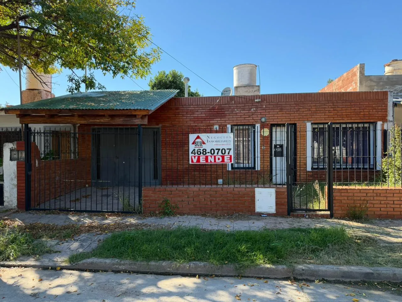 OPORTUNIDAD CASA A RECICLAR BARRIO ARTIGAS