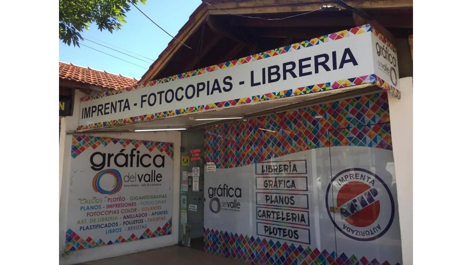 GRAFICA y LIBRERÍA EN MINA CLAVERO SE VENDE