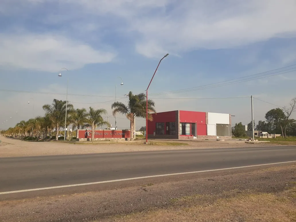 Lotes en  Altos de la Colonia desde 300 mts2 C/ financiacion por dueño