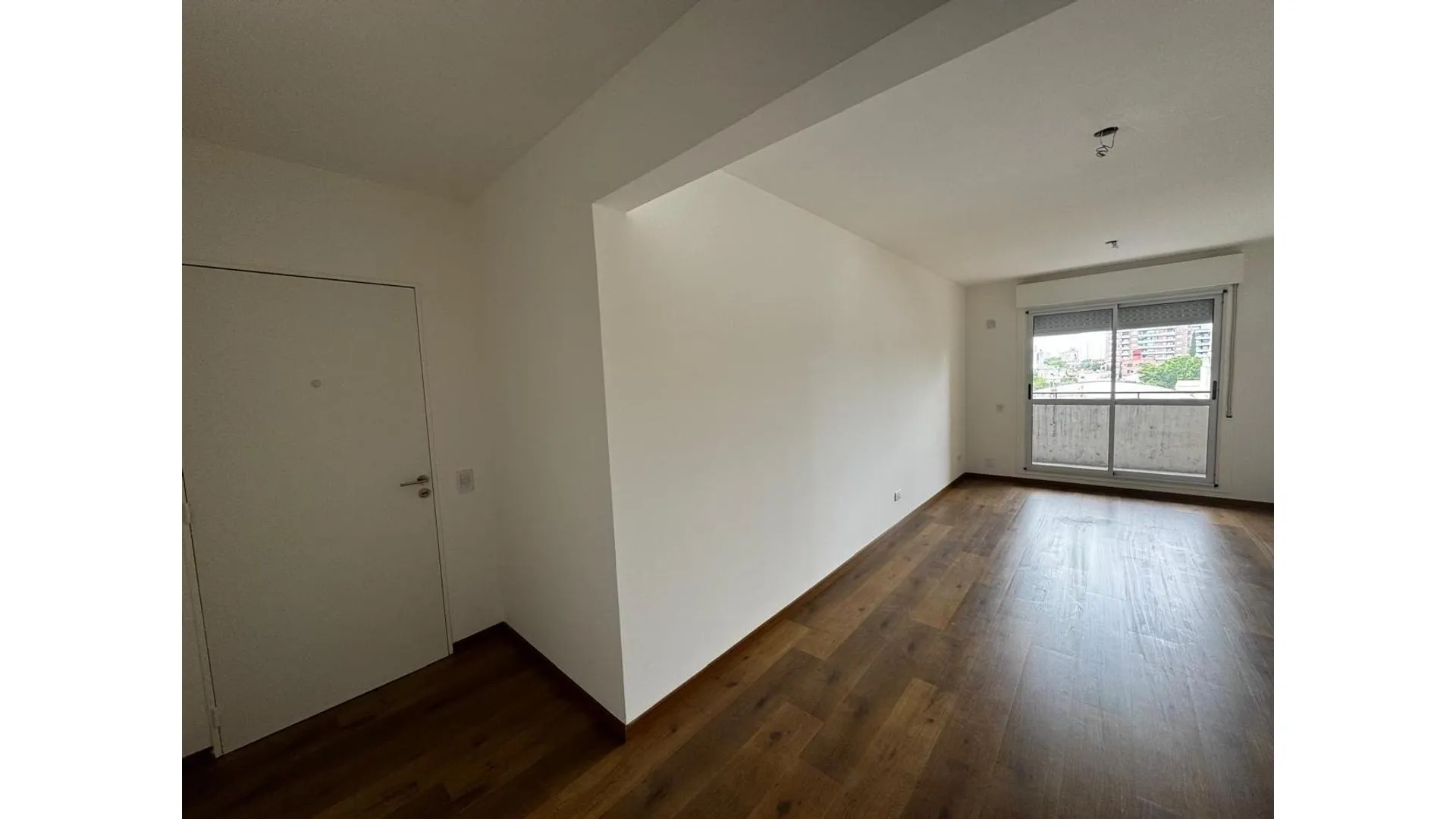 Depto 1 dormitorio con balcon