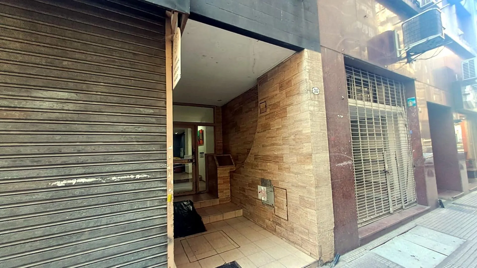 Una OPORTUNIDAD en Esmeralda y Av Cordoba MONOAMBIENTE VENTA