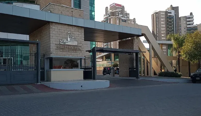 Departamento en venta Dos Dormitorios, Alto  Villa Sol, 5to piso