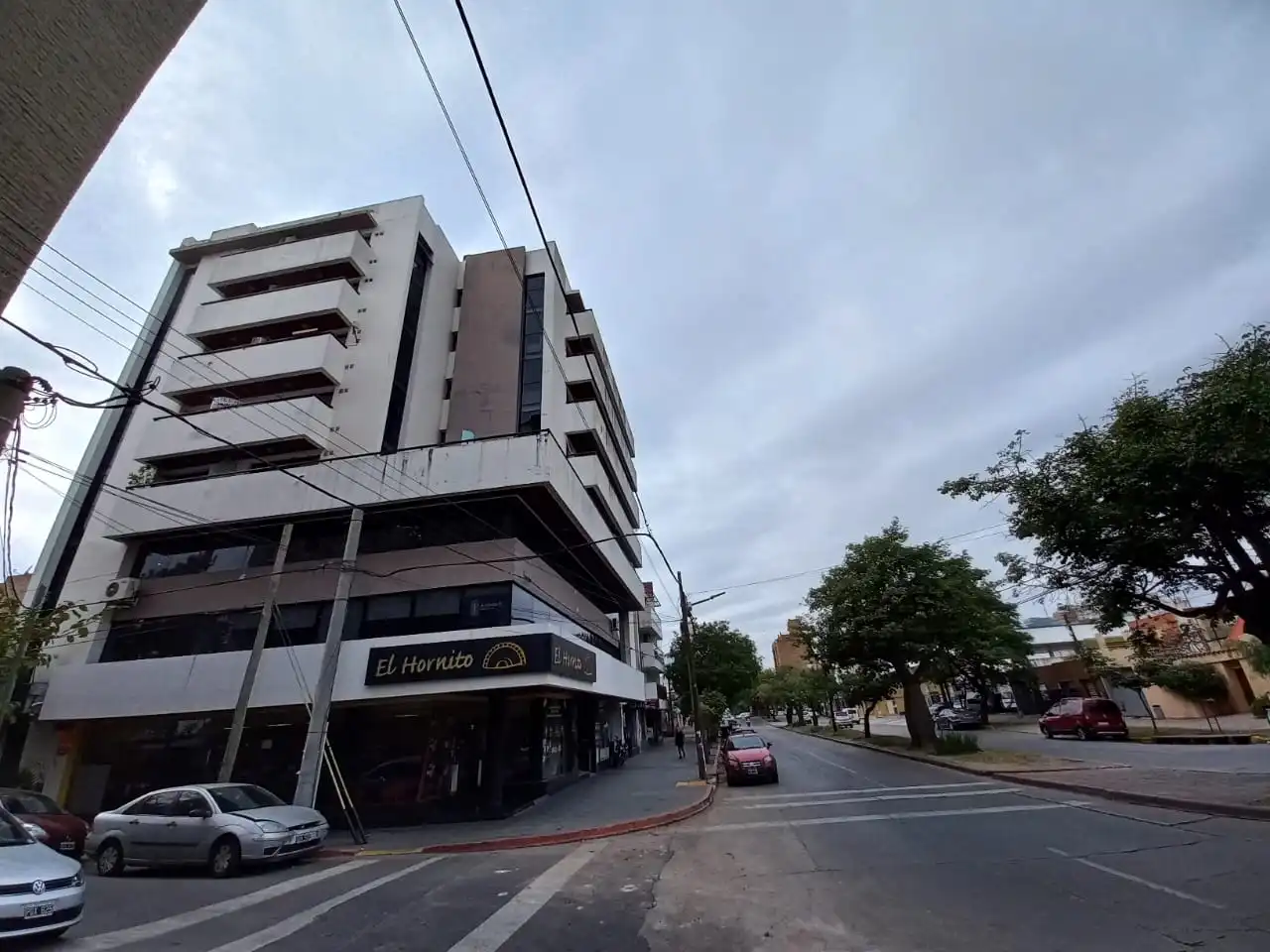 Local En La Ciudad De Cordoba Financiado!!!